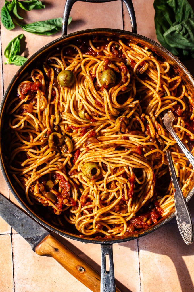 Spaghetti alla Puttanesca recipe